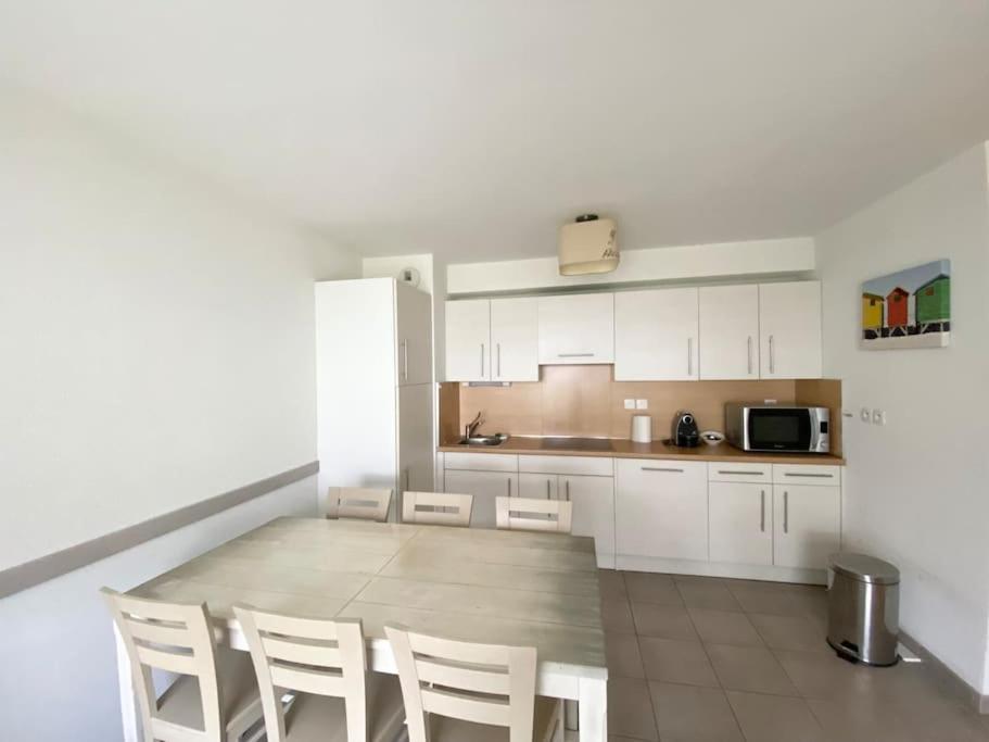Les Planches , Bel Appartement En Bord De Mer Bénodet Esterno foto